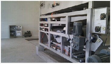 ��Ǩ��ͷ����ˮ�� ��ʽѹ�˻�